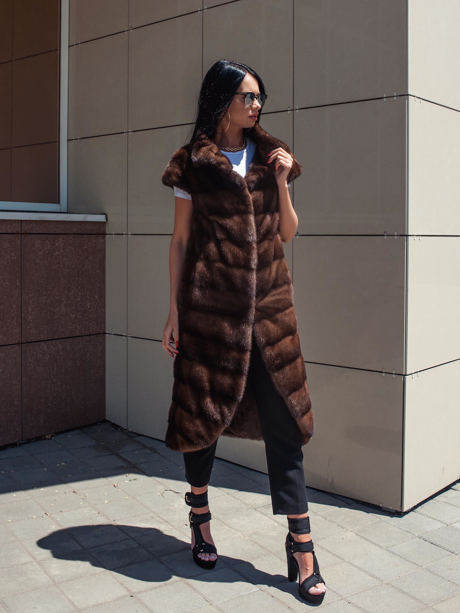 Жилет из меха норки