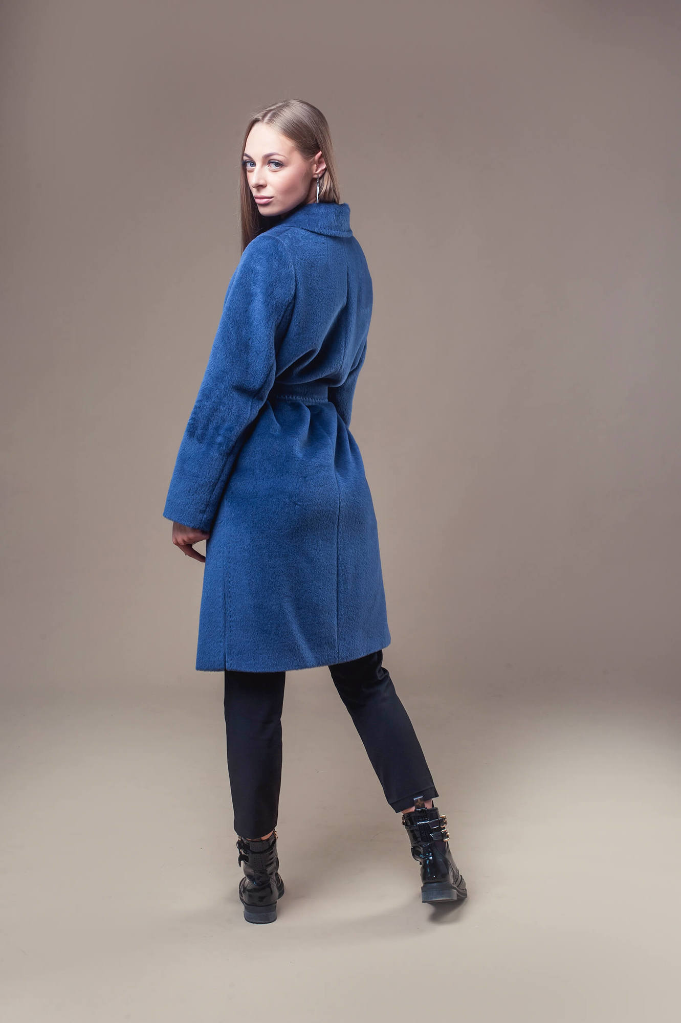 Пальто из  шерсти альпака