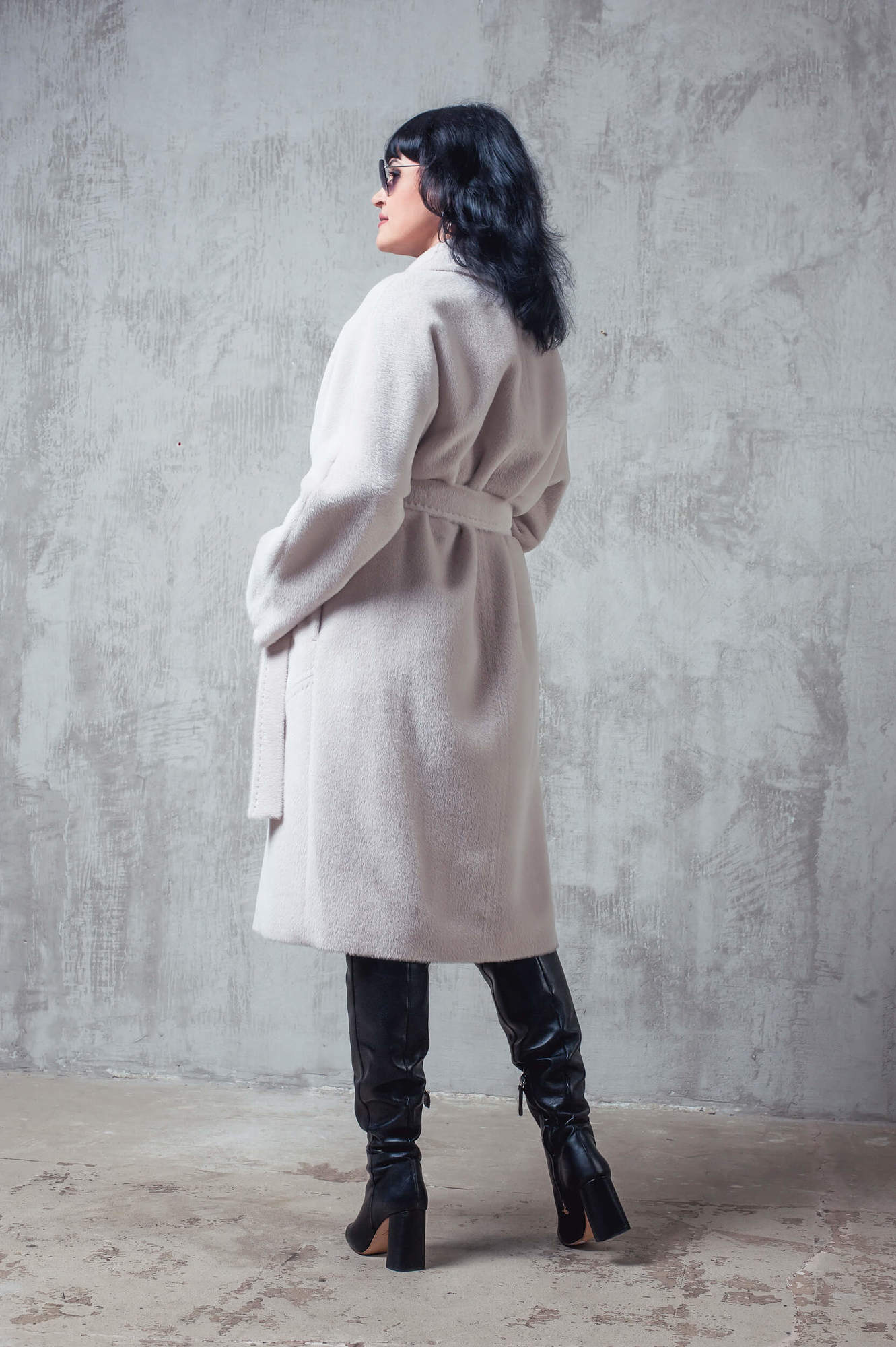 Пальто из шерсти альпака