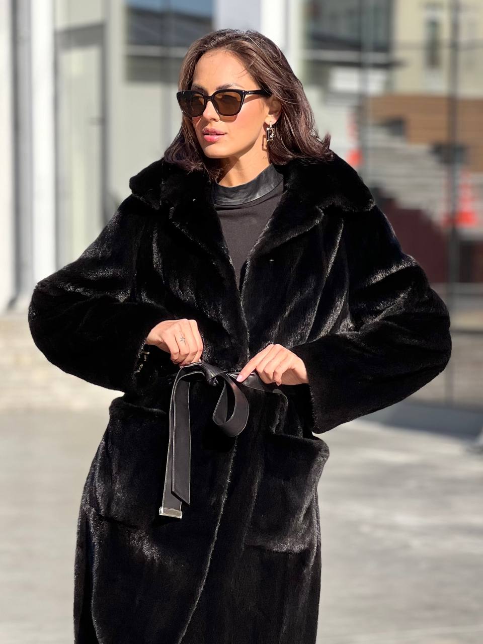 Длинная шуба из меха норки BLACKGLAMA