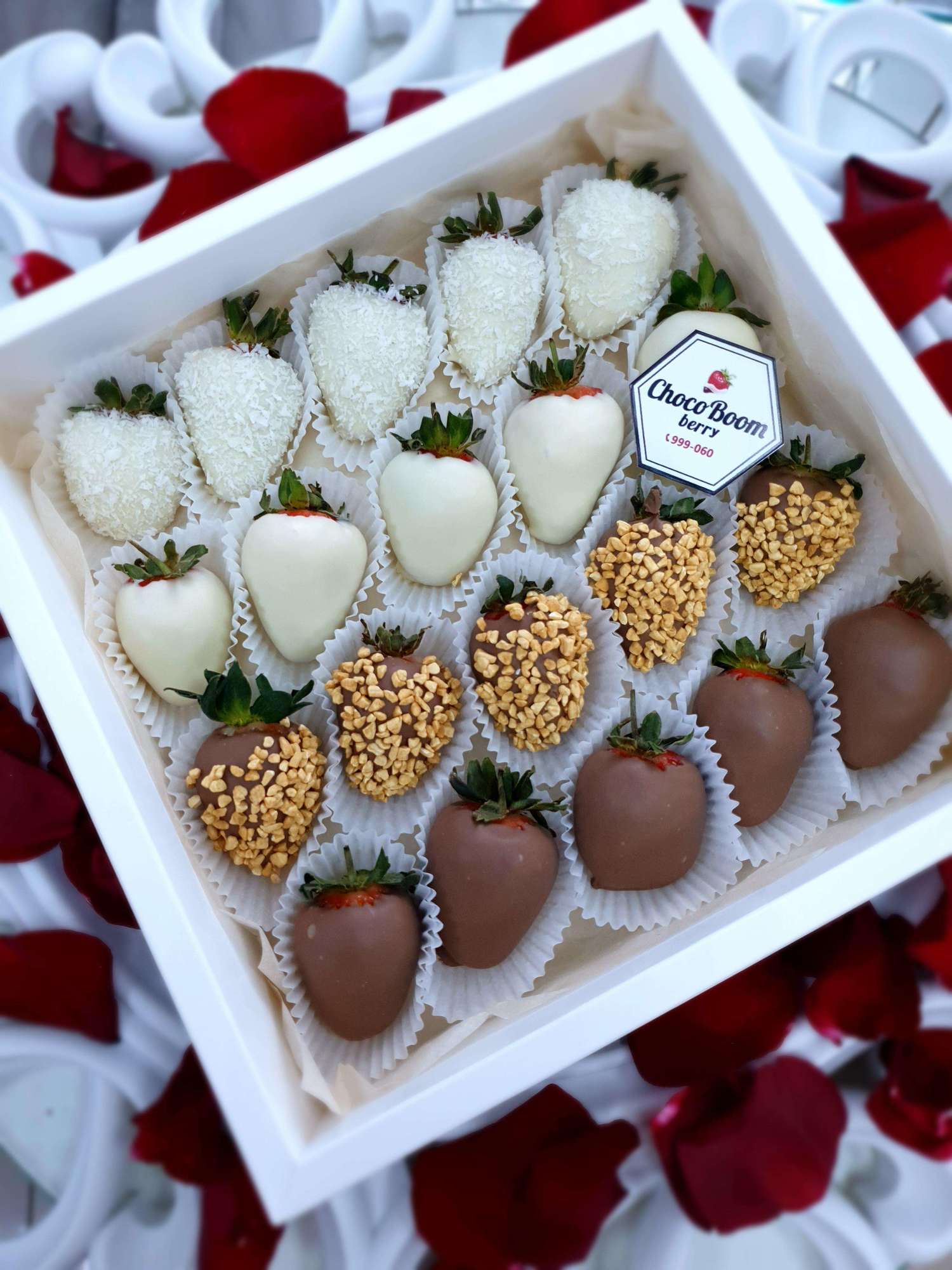 Клубника в шоколаде "Два шоколада"