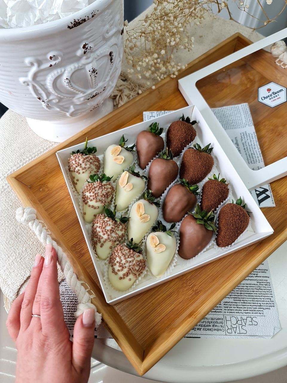 Клубника в шоколаде "Арахис "