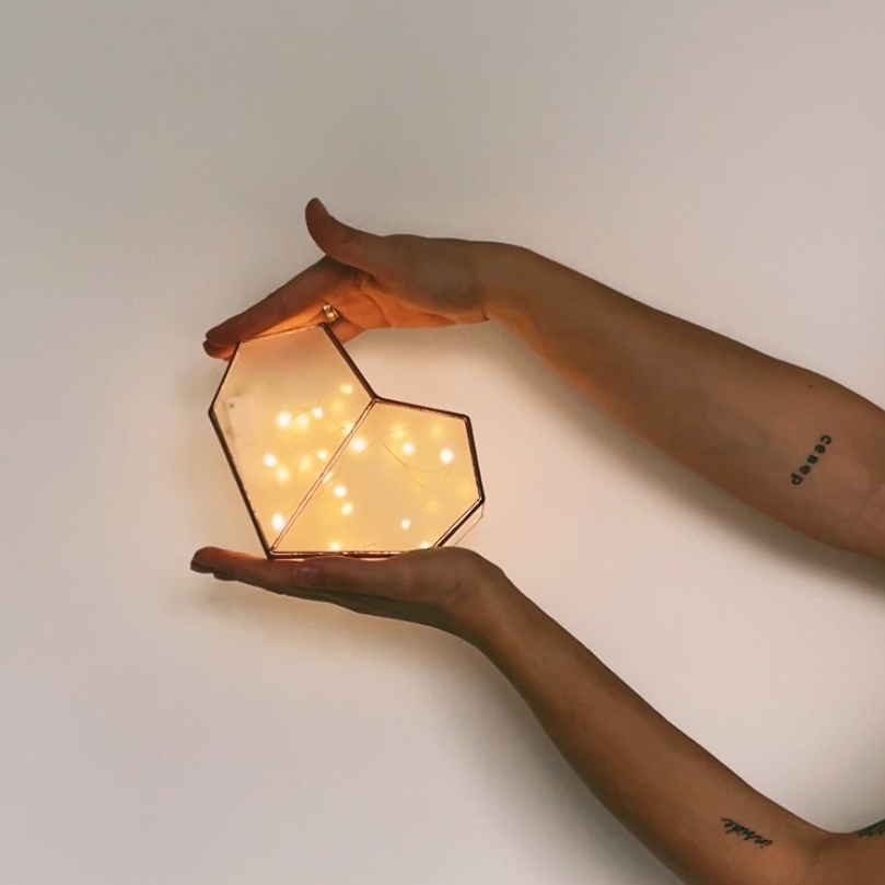 ночник Сердце из молочного стекла