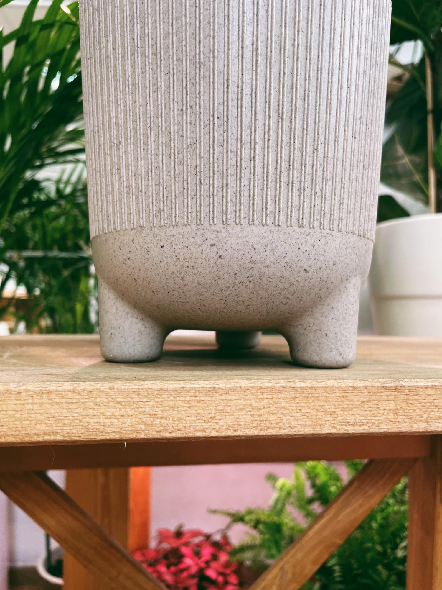 кашпо на ножках Мокко, 1,6л