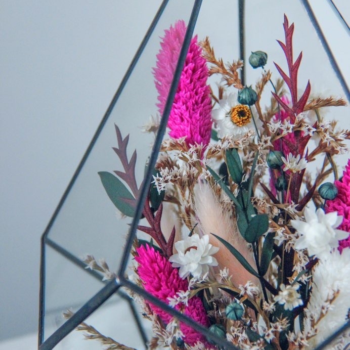 флорариум со стабилизированными цветами Юна