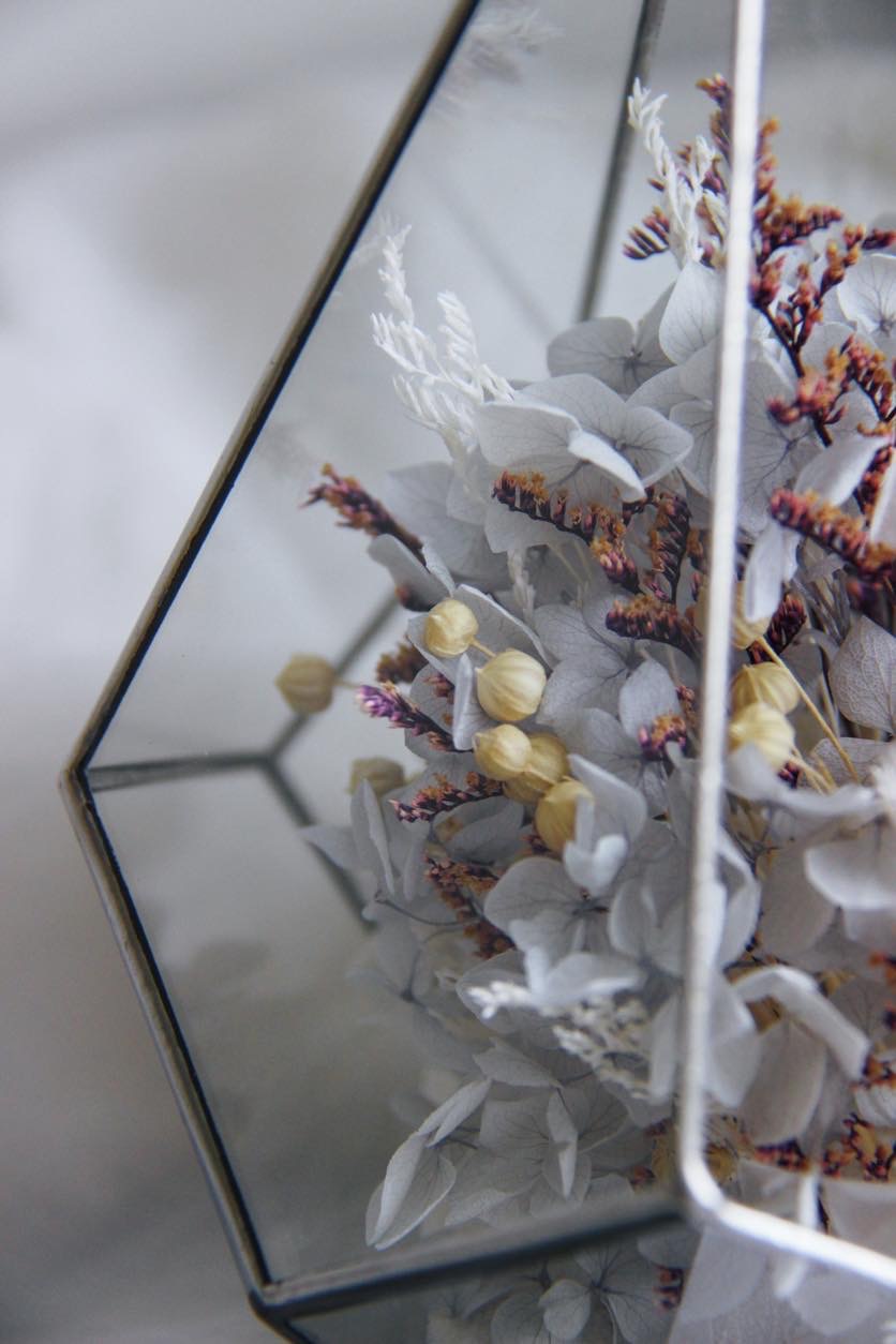 флорариум с сухоцветами Дымчатая гортензия