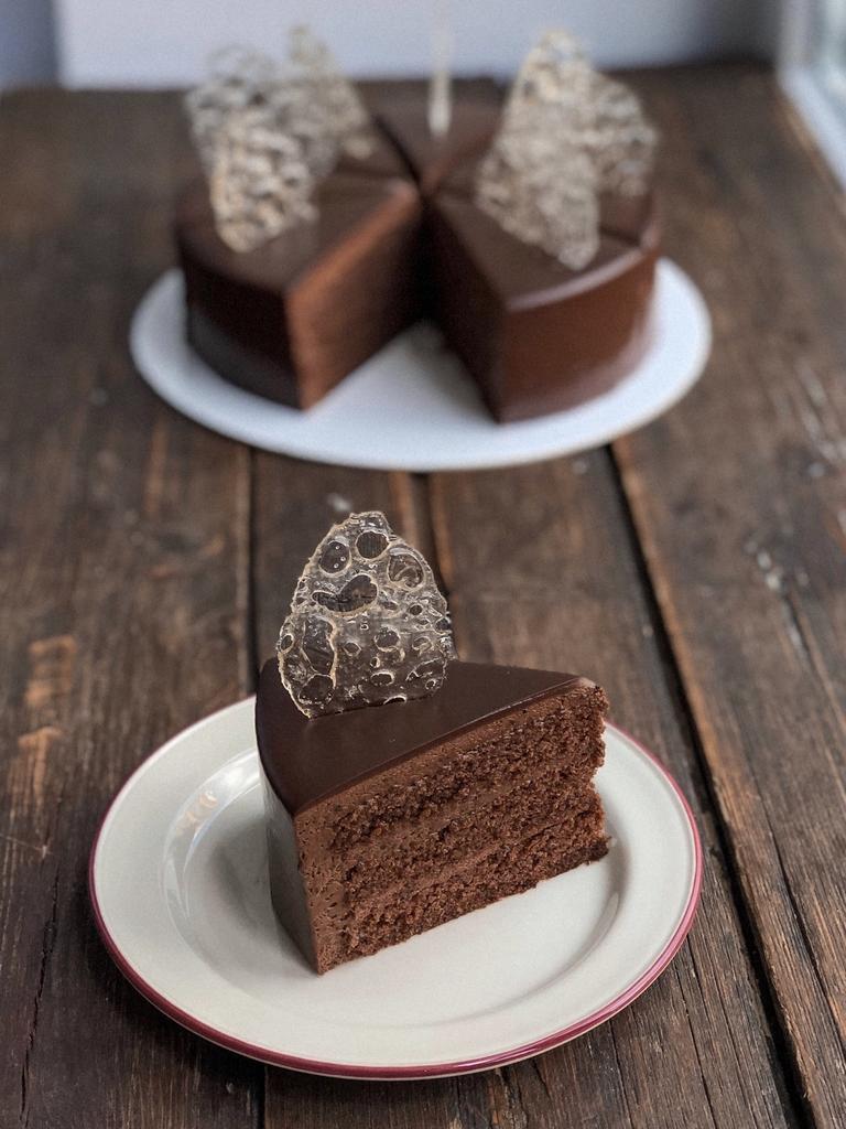 видеоурок по шоколадному торту