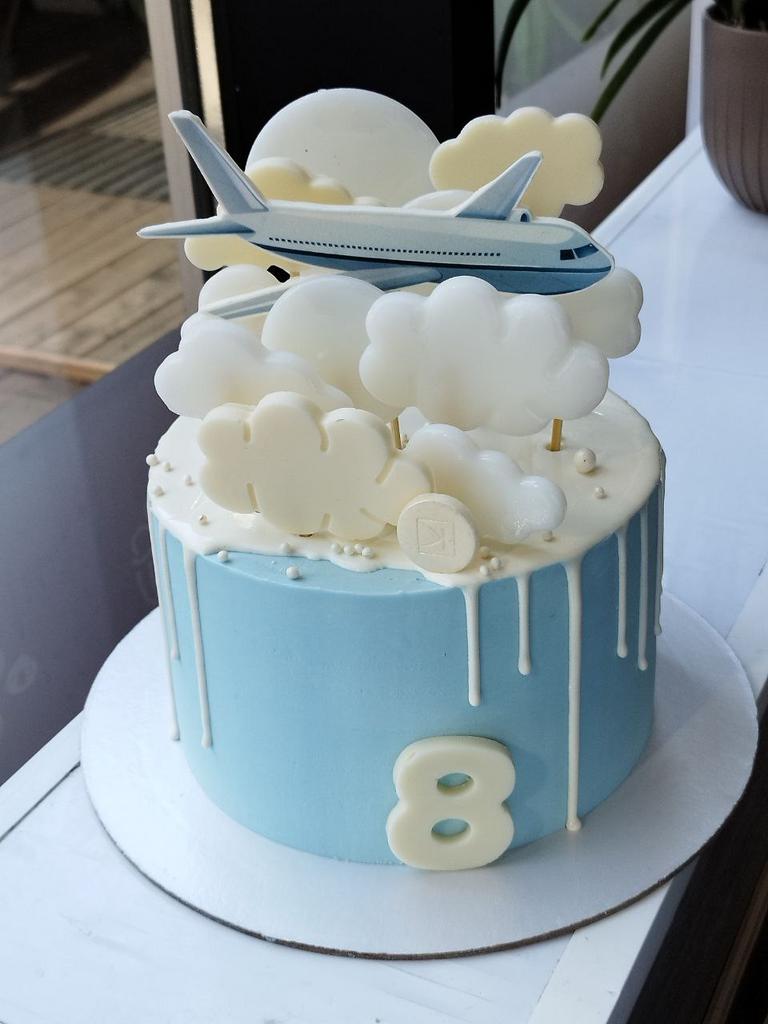 торт Самолёт в облаках