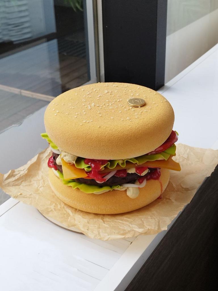 торт бургер