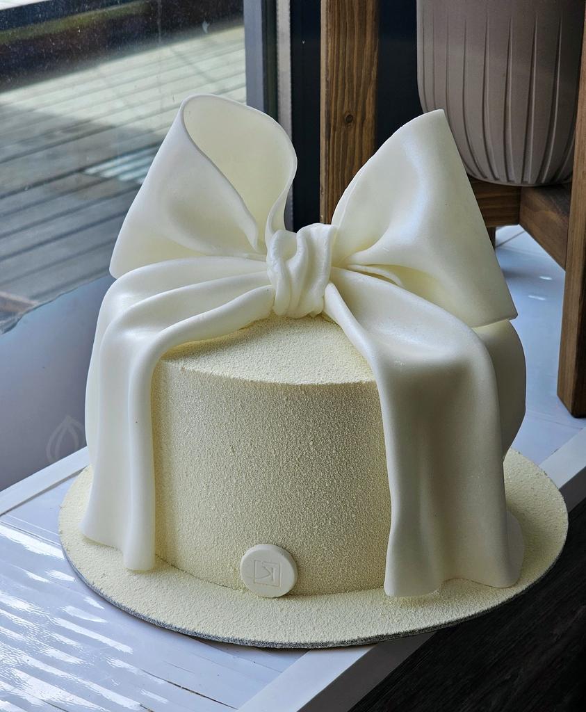 торт в подарок Екатеринбург