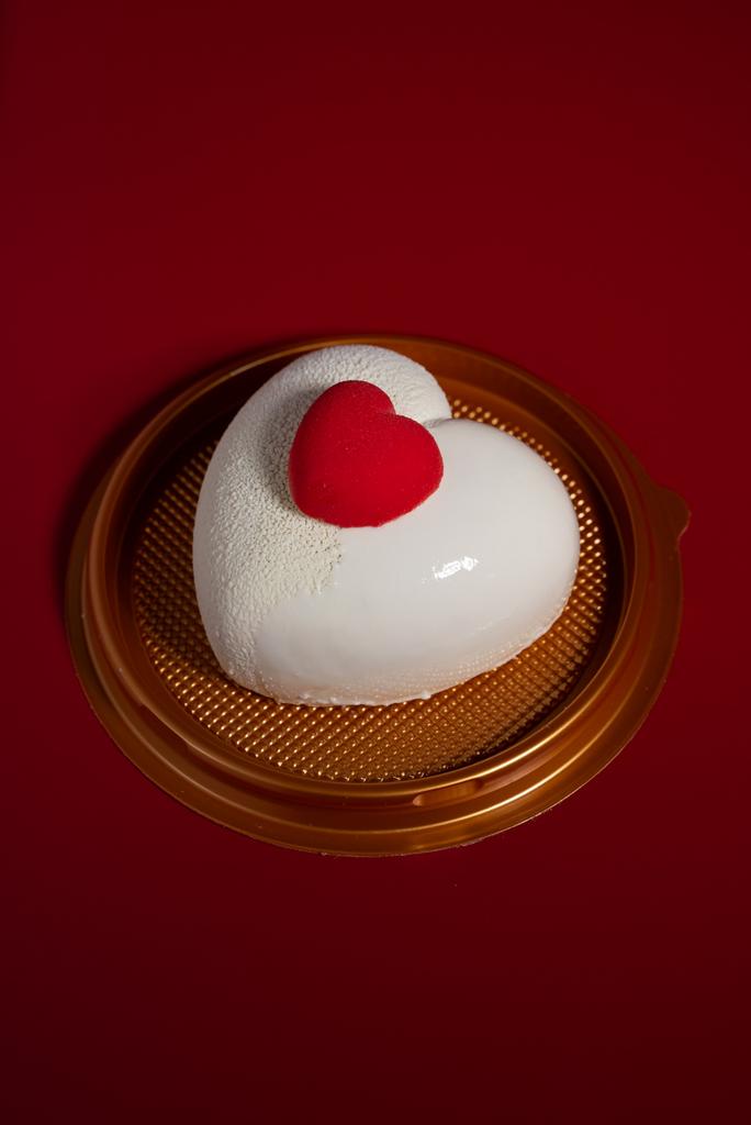 Пирожное Сердце Малина-матча