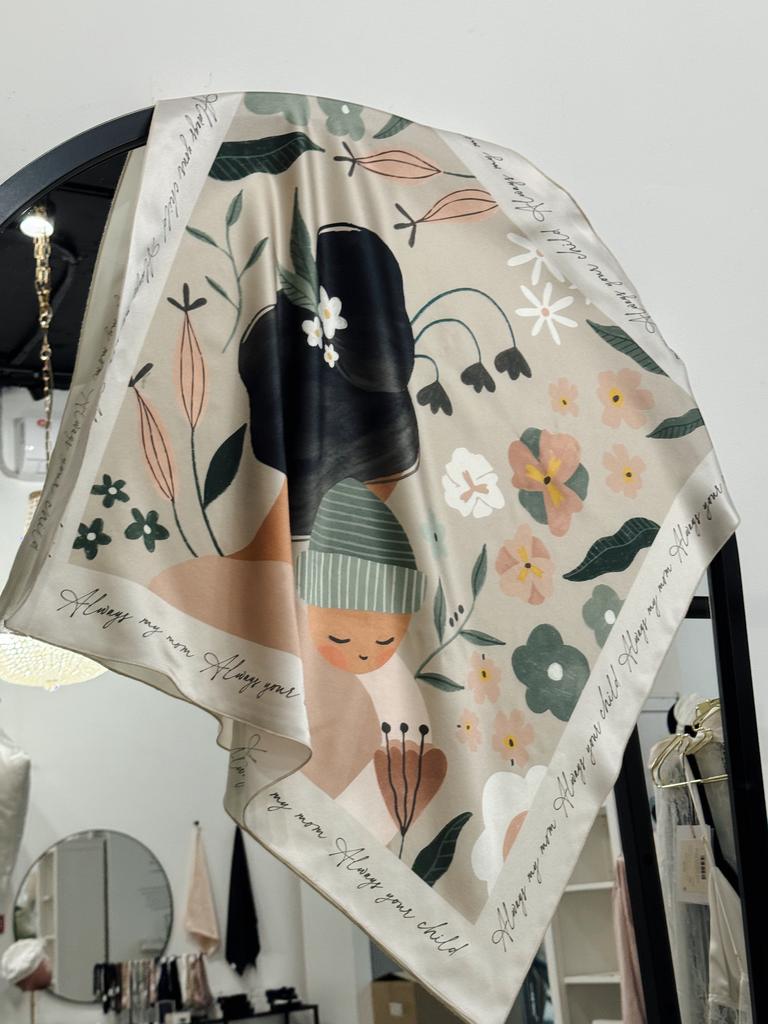 Шелковый платок к Дню Матери 65х65см