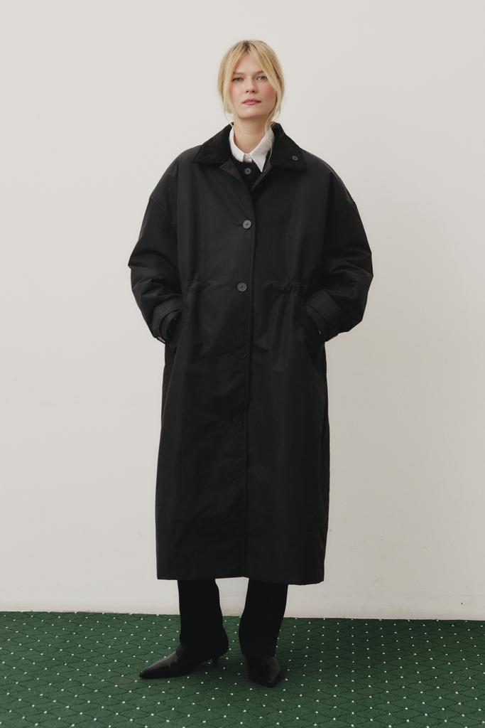 Плащ с кулиской чёрный