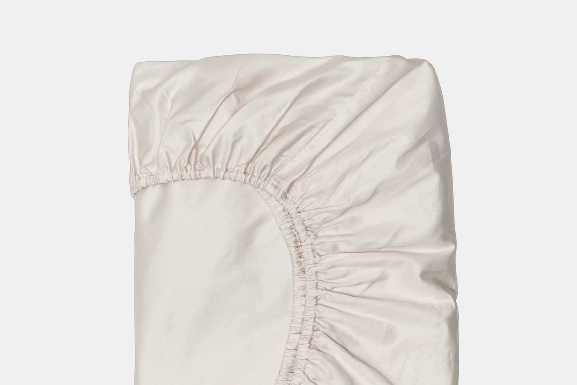 Простынь на резинке сатин