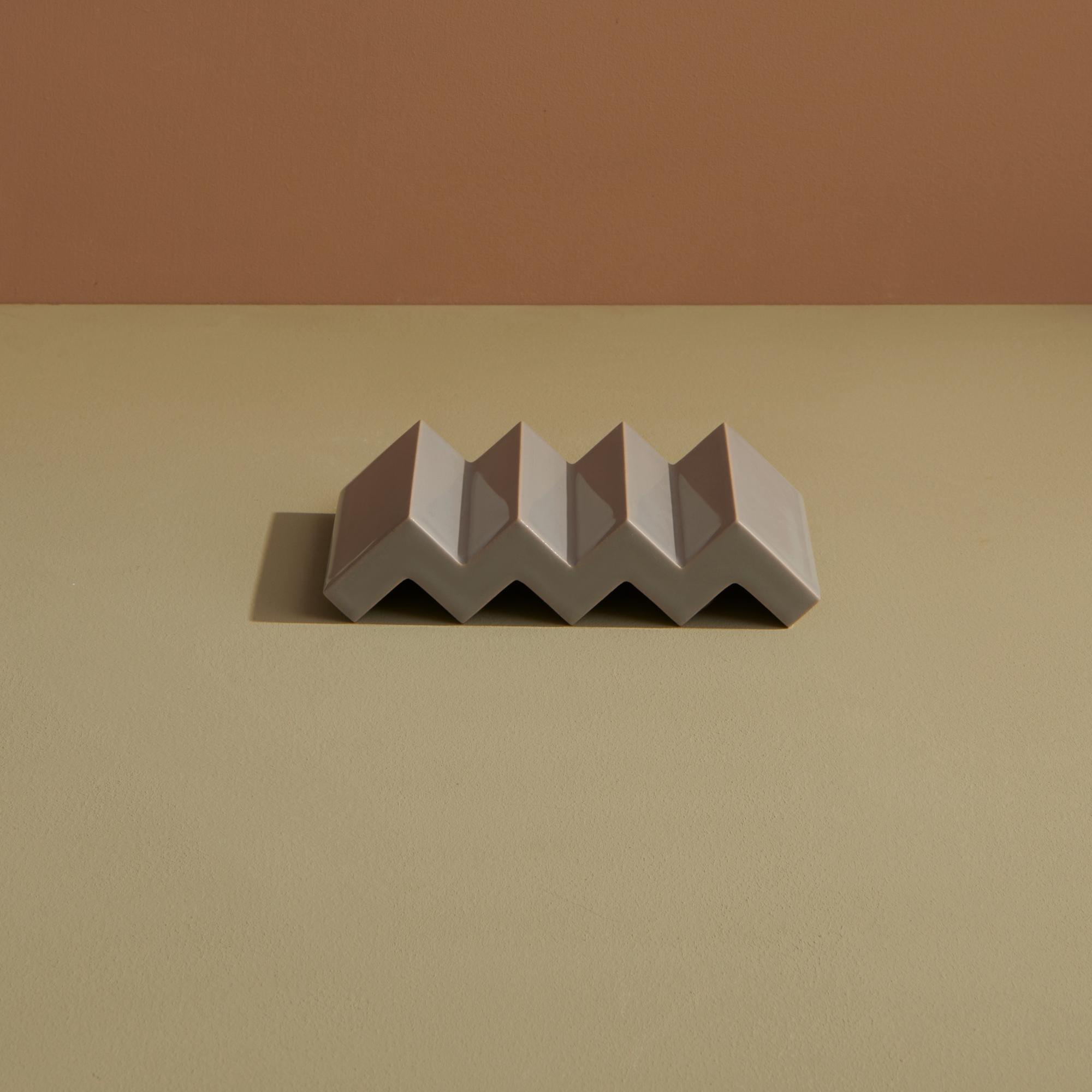 Холдер Зигзаг