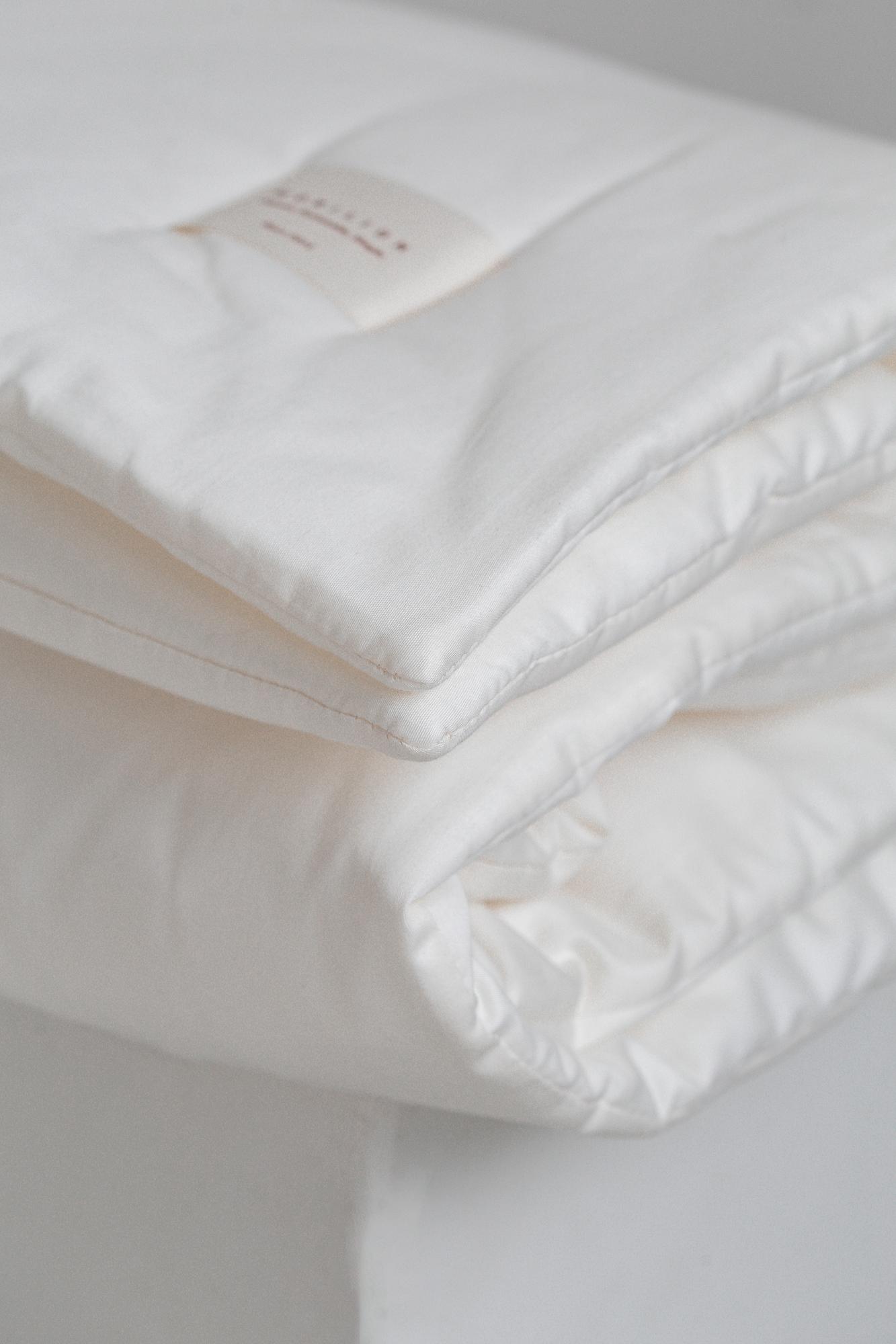 Базовое белое одеяло из хлопка