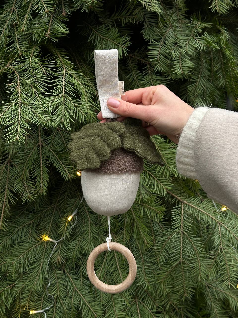 Музыкальная игрушка "Жёлудь"