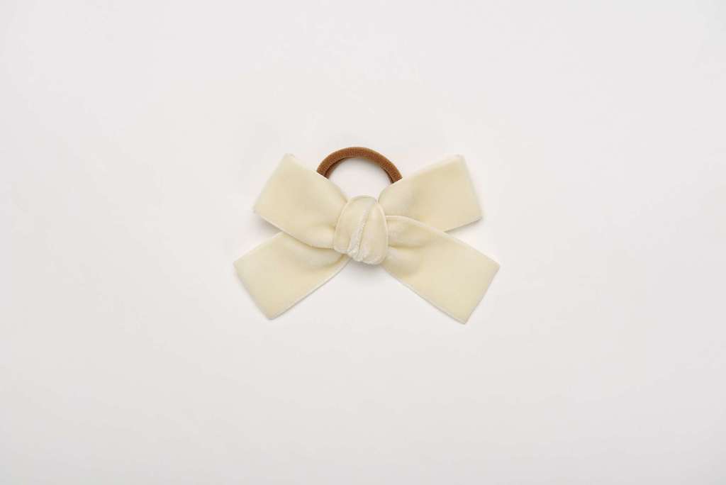 Резинка "Бантик mini" цвет: молочный