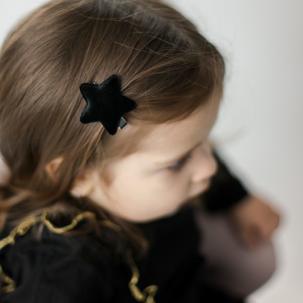 Заколка "Звездочка" цвет:  черный