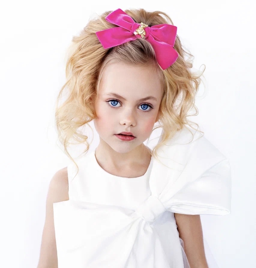 Заколка бархатная "Золотой мишка" цвет: малиновый