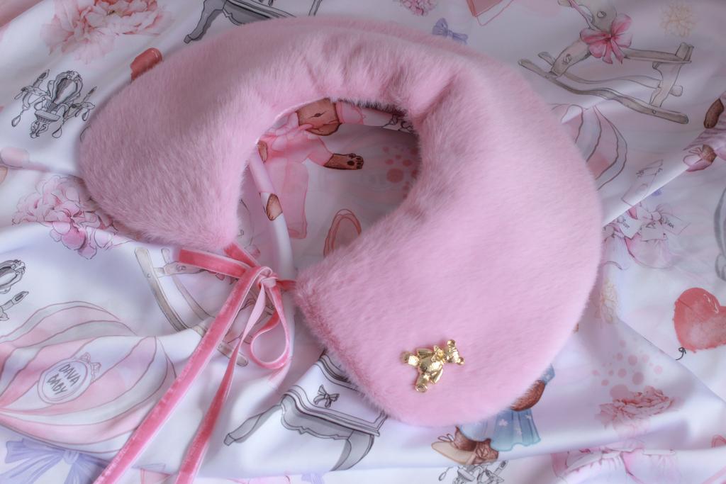 Воротник из экомеха, цвет: розовый