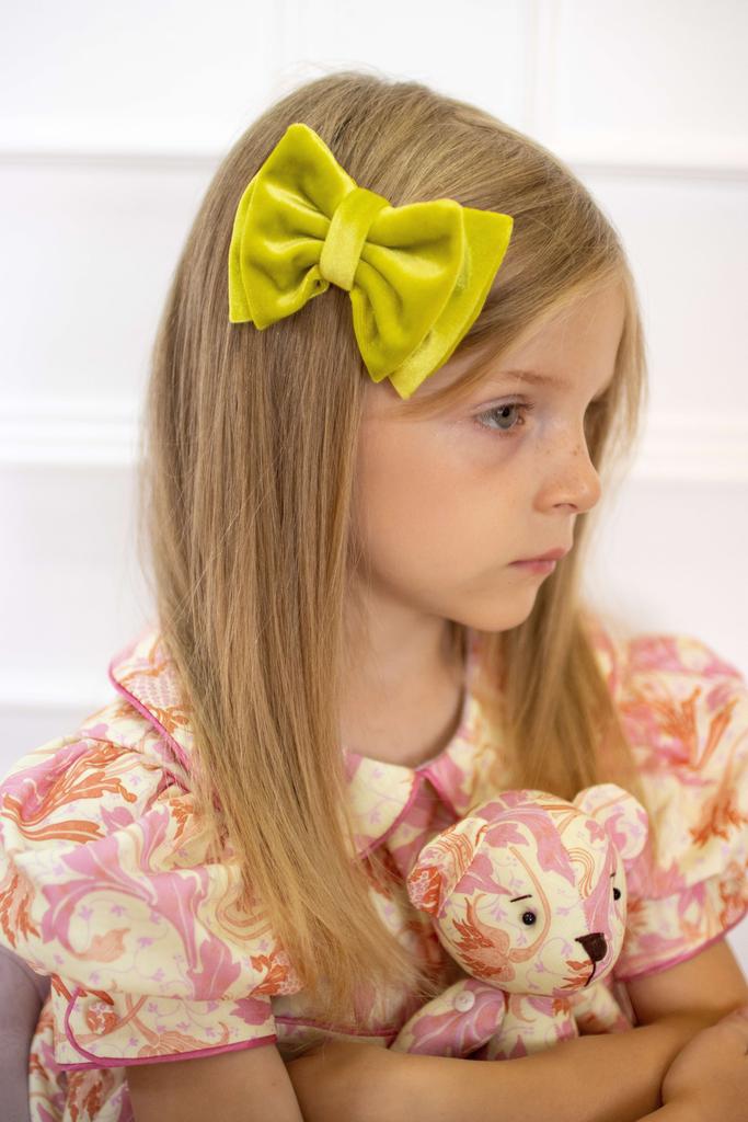 Бант на заколке Velvet Lime , размер S