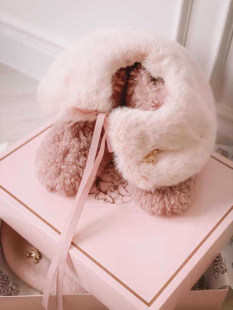 Воротник из экомеха, цвет: светло-розовый