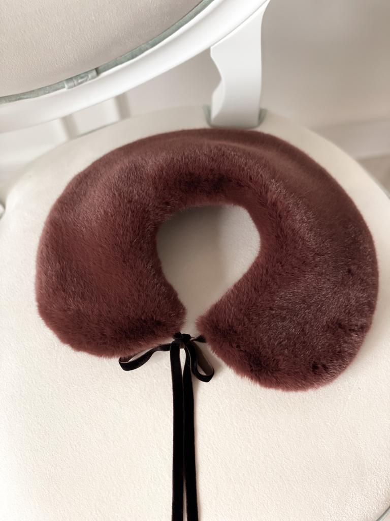 Воротник из экомеха, цвет:  коричневый