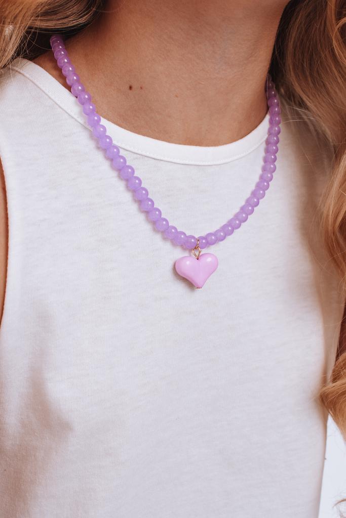 Колье Love is цвет: сиреневый