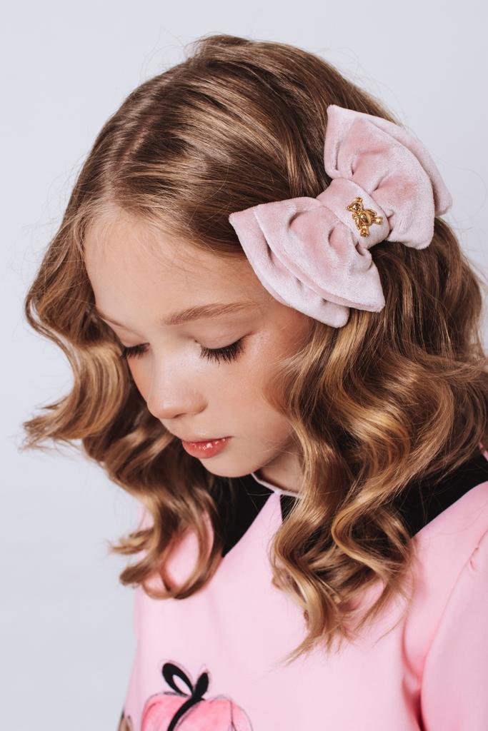 Велюровый бант с мишкой Olivia цвет: пудра