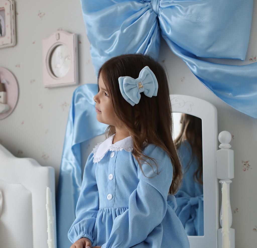 Велюровый бант с мишкой Olivia цвет: голубой