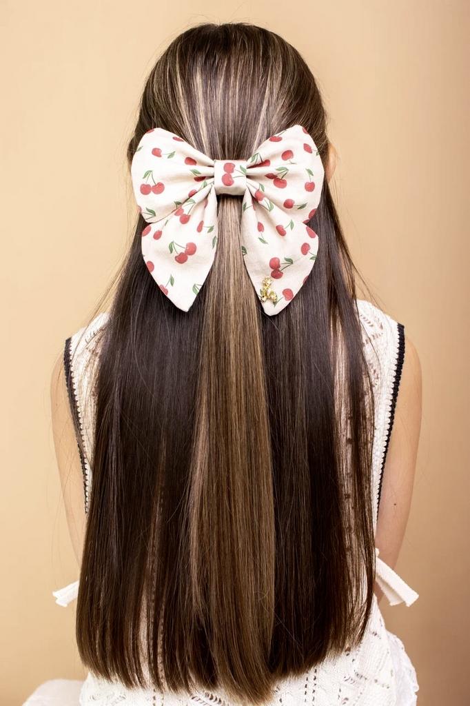 Бант на заколке  «Monica cherry». цвет: бежевый