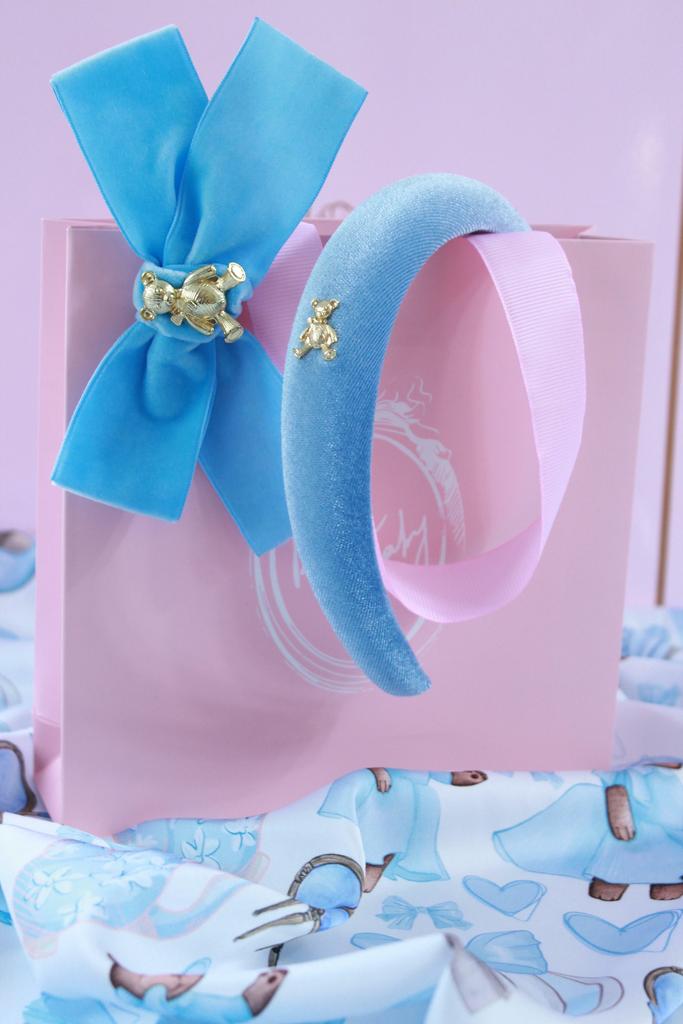 Подарочный набор ободок  бархатный "Золотой мишка" + заколка золотой мишка , цвет голубой