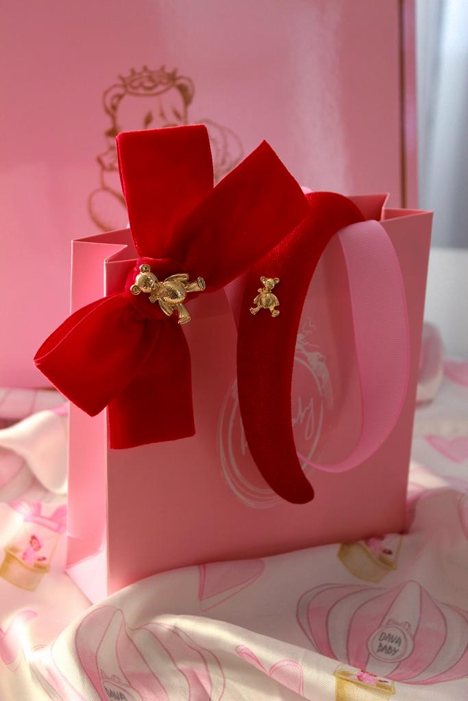 Подарочный набор ободок  бархатный "Золотой мишка" + заколка золотой мишка , цвет: красный