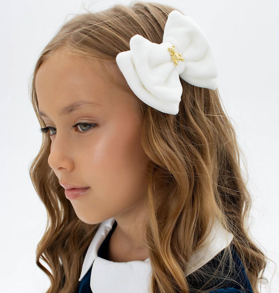 Велюровый бант с мишкой Olivia цвет: айвори