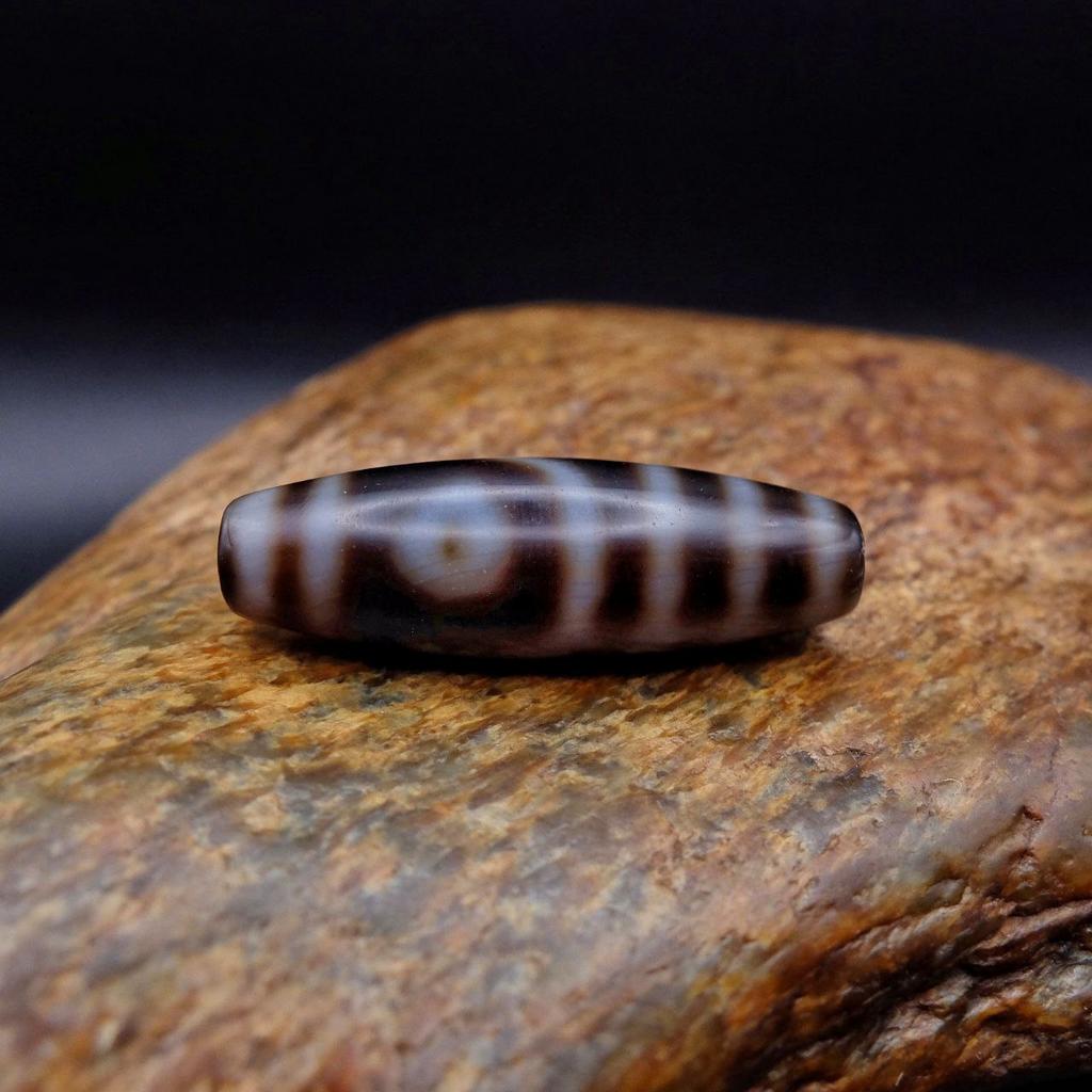 Бусина Дзи 2 глаза №4