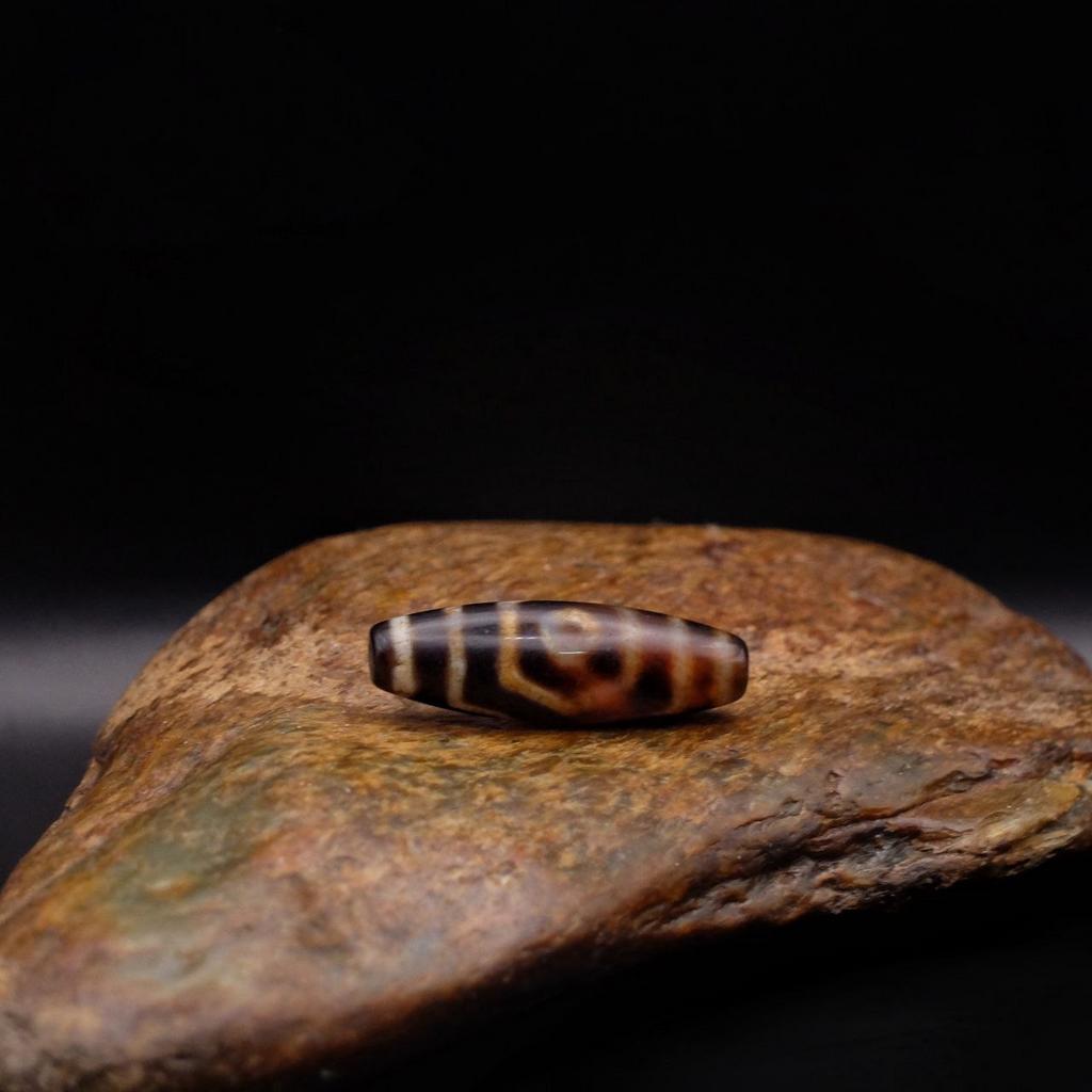 Бусина Дзи 3 глаза №12