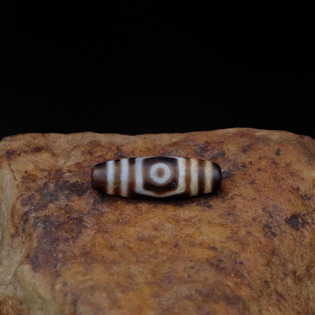 Бусина дзи 3 глаза №16