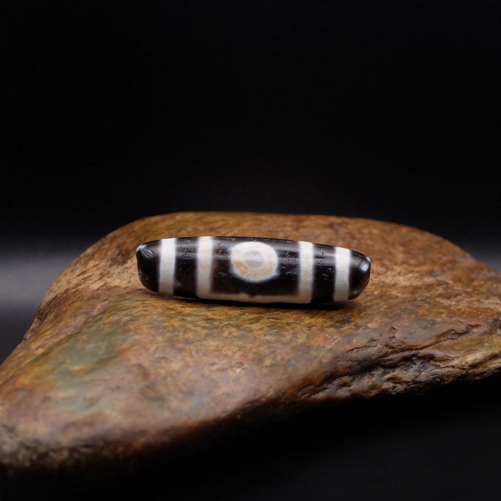 Бусина дзи 3 глаза №20