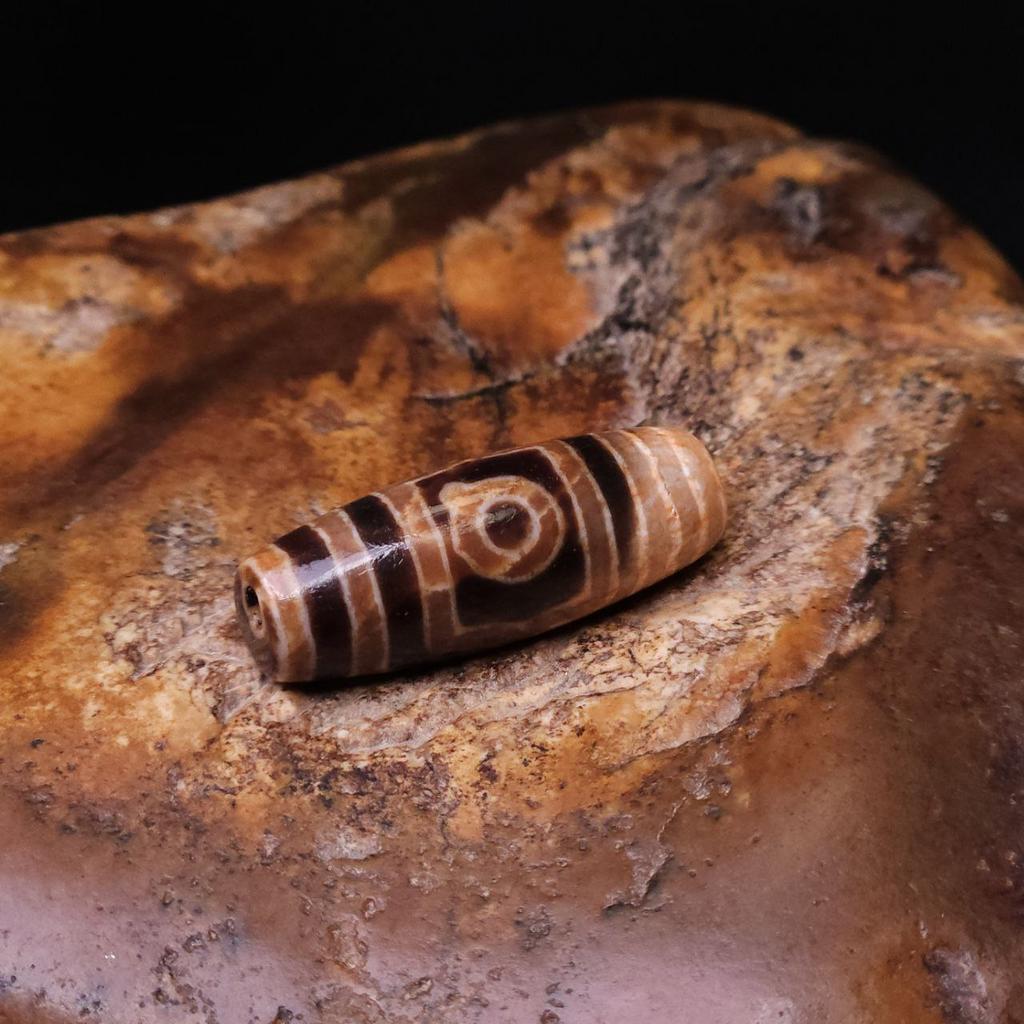 Бусина дзи 3 глаза №24