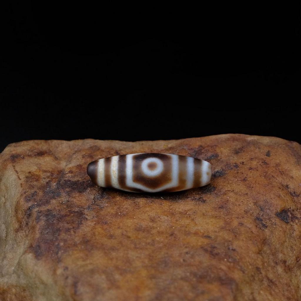 Бусина дзи 3 глаза №27