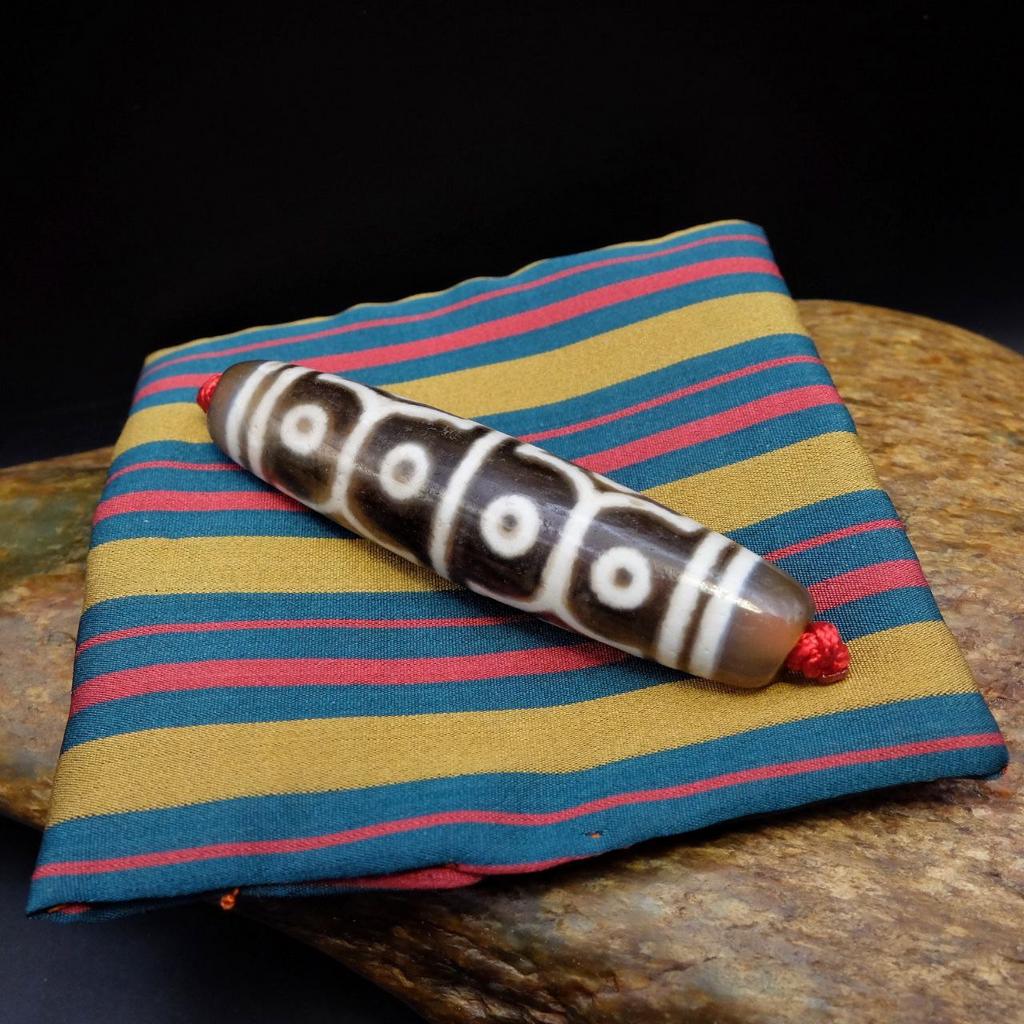 Бусина дзи 12 глаз №2