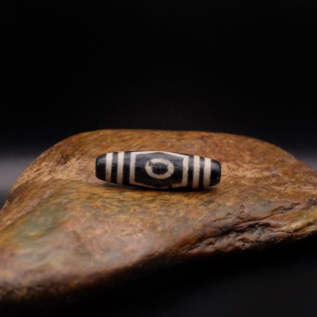 Бусина дзи 3 глаза №40