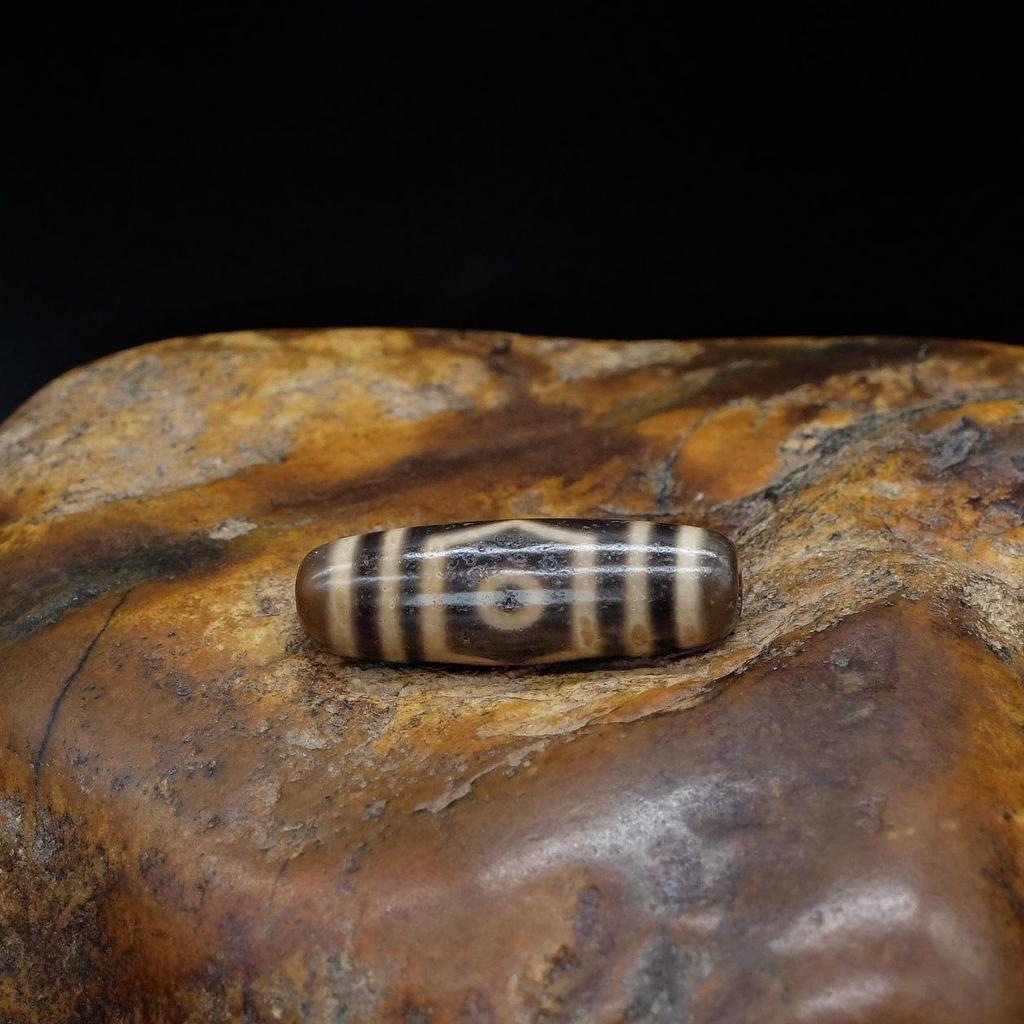 Бусина дзи 3 глаза №42