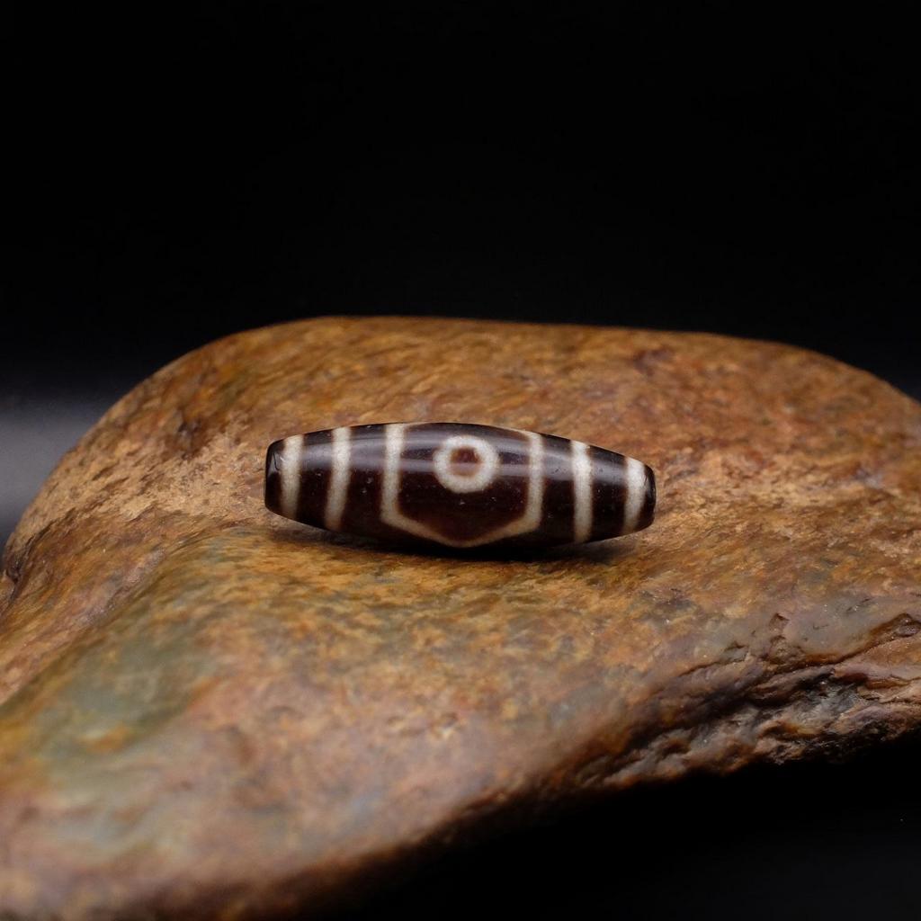 Бусина дзи 3 глаза №53