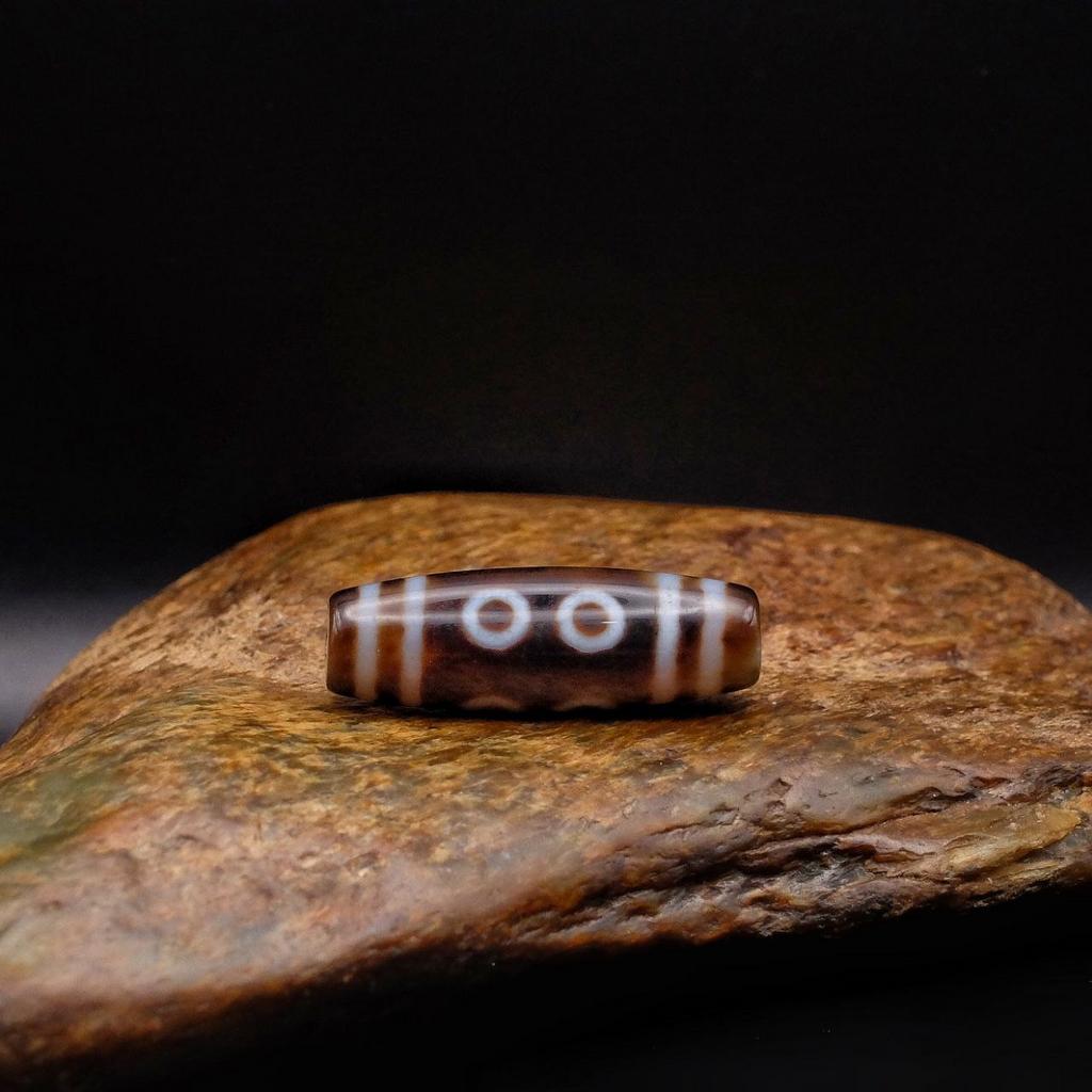 Бусина Дзи 8 глаз №9