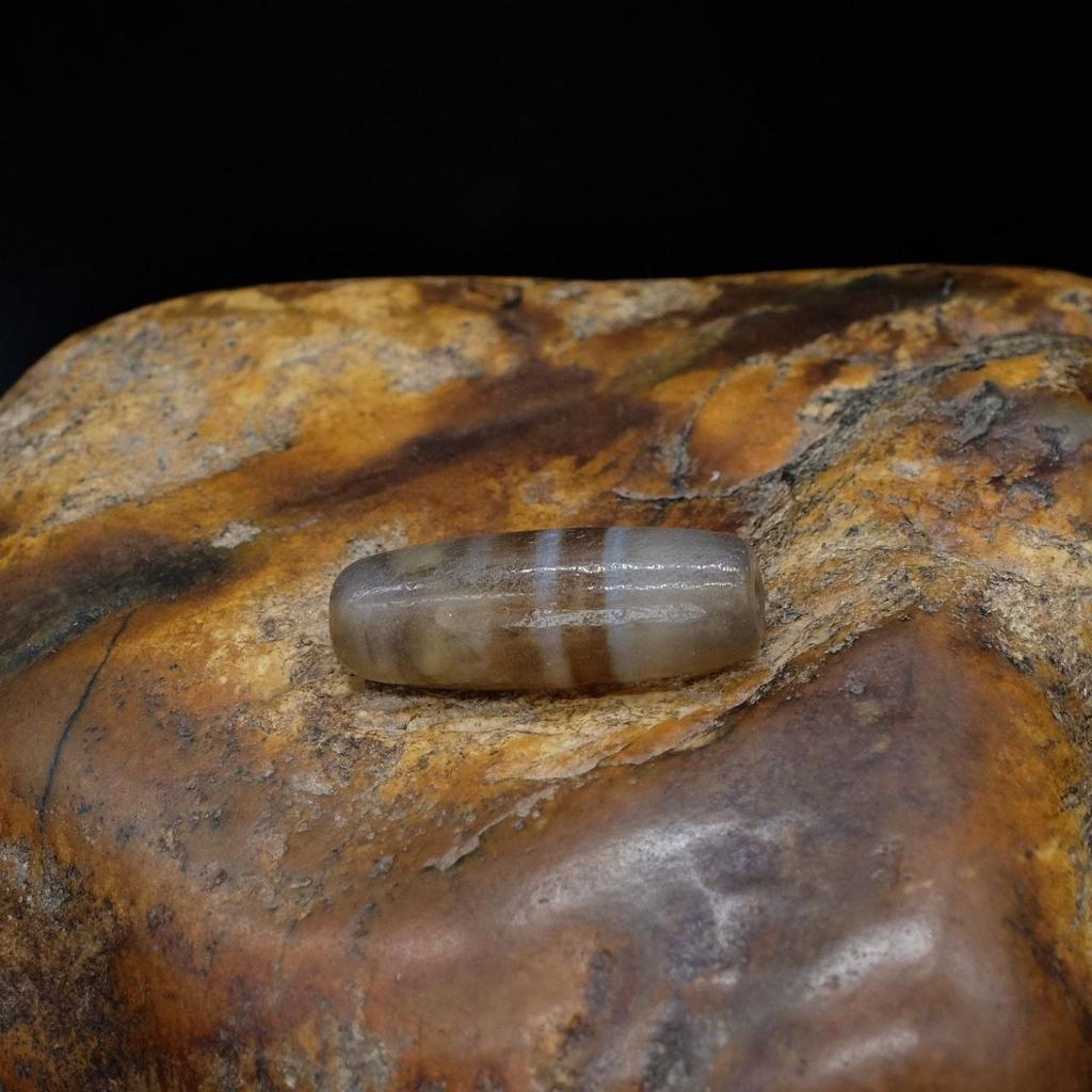 Бусина дзи Комфортная жизнь №2