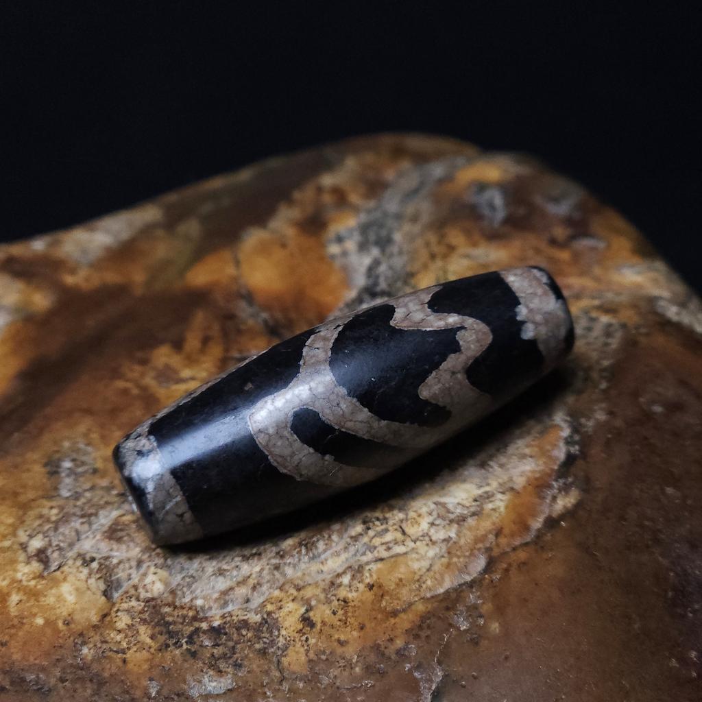 Бусина дзи двойной цветок лотоса