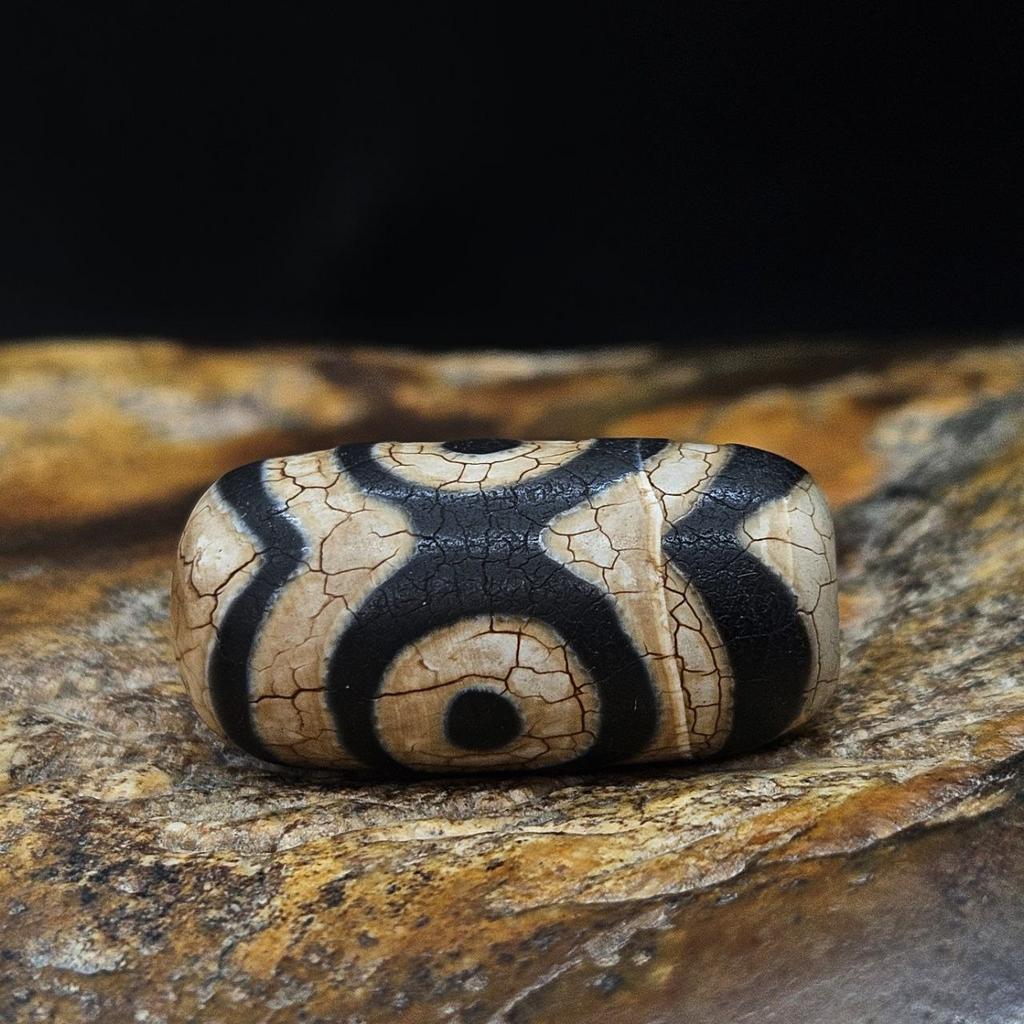 Бусина дзи 3 глаза №92