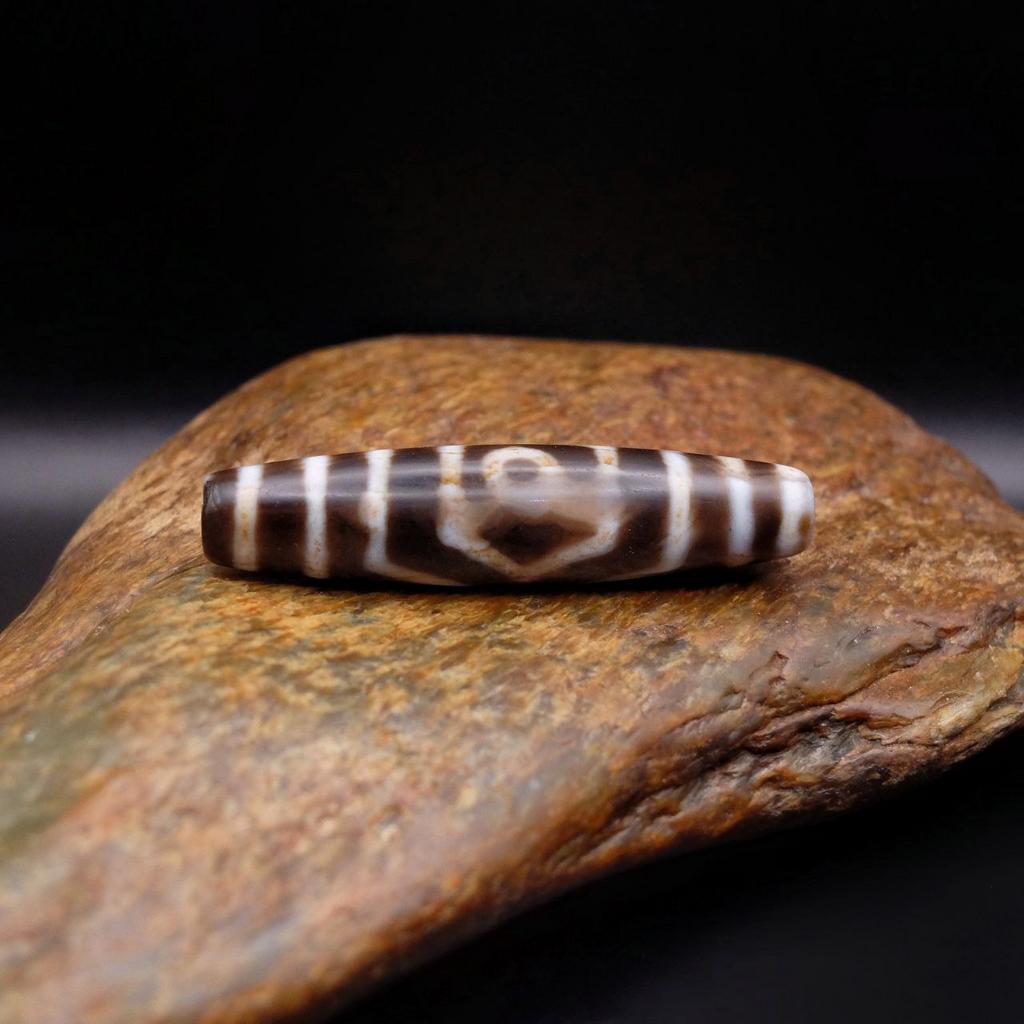 Бусина дзи 3 глаза №93